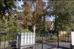 Noordwijkerhout 9 oktober 2021
Het nieuwe huis van Martien Meiland en zijn buren hebben samen een pad naar de huizen.