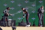 Zandvoort 5 september 2021
Max Verstappen wint de GP F1 van Nederland . Hij staat op het podium met Lewis Hamilton en Valteri Bottas. Charlene de Carvalho Heineken reikt de prijzen uit.