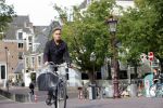 Amsterdam 6 september 2021
Max Westerman op de fiets in het centrum van Amsterdam.