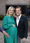Noordwijk 4 september 2021
Martien Meiland viert zijn 60e verjaardag in de tuin van zijn nieuwe huis/villa. Aanwezig oa Erica Meiland Maxime Meiland (zwanger) met partner Leroy Molkenboer en Montana Meiland met partner Dirk