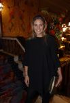 Amsterdam 6 oktober 2021
Premiere altijd al Loiza  van Loiza Lamers in tuschinski.
Myrthe Mylius met een vriendin