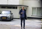 Breda 9 oktober 2021
Nick Dijkman belt aan bij het huis van Pierre Kartner