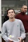 Amsterdam 2 oktober 2021
Patrick Kluivert zijn vrouw Rosanna Nino Wilkes zijn aandeelhouder in het sneakermerk Qurk. De schoenen worden van kurk gemaakt. De winkel zit in de 9 straatjes.