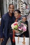 Amsterdam 2 oktober 2021
Patrick Kluivert zijn vrouw Rosanna Nino Wilkes zijn aandeelhouder in het sneakermerk Qurk. De schoenen worden van kurk gemaakt. De winkel zit in de 9 straatjes. patrick met zijn tante