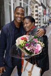 Amsterdam 2 oktober 2021
Patrick Kluivert zijn vrouw Rosanna Nino Wilkes zijn aandeelhouder in het sneakermerk Qurk. De schoenen worden van kurk gemaakt. De winkel zit in de 9 straatjes. patrick met zijn tante