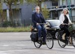 Amsterdam 3 september 2021
Paatrick Stoof met zijn partner op de fiets in Amsterdam Buitenveldert.