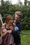 Amsterdam 16 oktober 2021
Patty Brard en haar man Antoine v d Vijver in een ijsbad . Patty heeft een hele lijn met produkten die bij het Kruitvat te koop zijn .
