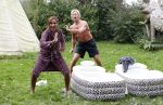 Amsterdam 16 oktober 2021
Patty Brard en haar man Antoine v d Vijver in een ijsbad . Patty heeft een hele lijn met produkten die bij het Kruitvat te koop zijn .