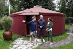 Amsterdam 16 oktober 2021
Patty Brard en haar man Antoine v d Vijver in een ijsbad . Patty heeft een hele lijn met produkten die bij het Kruitvat te koop zijn .