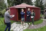 Amsterdam 16 oktober 2021
Patty Brard en haar man Antoine v d Vijver in een ijsbad . Patty heeft een hele lijn met produkten die bij het Kruitvat te koop zijn . Guido Spek