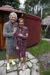 Amsterdam 16 oktober 2021
Patty Brard en haar man Antoine v d Vijver in een ijsbad . Patty heeft een hele lijn met produkten die bij het Kruitvat te koop zijn .