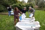 Amsterdam 16 oktober 2021
Patty Brard en haar man Antoine v d Vijver in een ijsbad . Patty heeft een hele lijn met produkten die bij het Kruitvat te koop zijn .