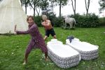 Amsterdam 16 oktober 2021
Patty Brard en haar man Antoine v d Vijver in een ijsbad . Patty heeft een hele lijn met produkten die bij het Kruitvat te koop zijn .