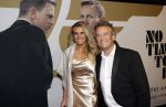 Amsterdam 28 september 2021
Premiere James Bond in Tuschinski. Pieter Schoen met zijn vrouw