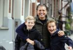 Amsterdam 2 september 2021
Pieter v d Hoogenband en zijn vrouw Marie Jose met hun beider kinderen in amsterdam.