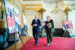 BAARN â€“ Prinses Beatrix was zaterdagmiddag 9 oktober op het terrein van Paleis Soestdijk aanwezig bij de viering van het 65-jarig bestaan van het Prinses Beatrix Spierfonds. De Prinses is sinds de oprichting beschermvrouwe van het fonds. ANP / Hollandse Hoogte / Wesley de Wit