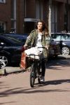Amsterdam 22 september 2021
Quinty Trustfull op haar electrische van Moof fiets.