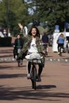 Amsterdam 22 september 2021
Quinty Trustfull op haar electrische van Moof fiets.