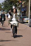 Amsterdam 22 september 2021
Quinty Trustfull op haar electrische van Moof fiets.