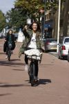 Amsterdam 22 september 2021
Quinty Trustfull op haar electrische van Moof fiets.