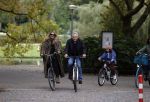 Amsterdam 16 oktober 2021
Robert en Claudia Schoemacher op de fiets bij het vondelpark