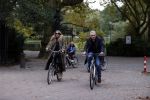 Amsterdam 16 oktober 2021
Robert en Claudia Schoemacher op de fiets bij het vondelpark