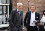 Naarden 24 september 2021
Nina ten Brink de dochter van Robert ten Brink en zijn vrouw Roos trouwt in het gemeentehuis van Naarden Vesting met haar man Laurens Jan . Ze arriveren in een bakfiets.