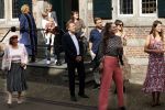 Naarden 24 september 2021
Nina ten Brink de dochter van Robert ten Brink en zijn vrouw Roos trouwt in het gemeentehuis van Naarden Vesting met haar man Laurens Jan . Ze arriveren in een bakfiets.