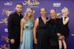 Scheveningen 26 september 2021
Premiere Aladdin in het circustheater.
Ron Boszhard met gezin