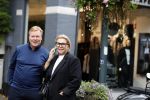Amsterdam 7 oktober 2021
Ronald Koeman en zijn vrouw Bartina Koeman op de cornelis schuytstraat .