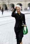 Amsterdam 23 september 2021
Rose Bertram onthult de cover van Fabulous Mama met zichzelf op de cover bij Cafe de Waard
