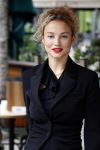 Amsterdam 23 september 2021
Rose Bertram onthult de cover van Fabulous Mama met zichzelf op de cover bij Cafe de Waard
