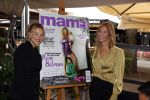Amsterdam 23 september 2021
Rose Bertram onthult de cover van Fabulous Mama met zichzelf op de cover bij Cafe de Waard
