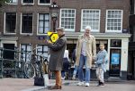 Amsterdam 2 oktober 2021
Ruud de Wild met zijn dochter Teddy  aan het winkelen in de 9 straatjes