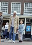 Amsterdam 2 oktober 2021
Ruud de Wild met zijn dochter Teddy  aan het winkelen in de 9 straatjes