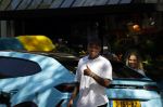 Amsterdam 8 september 2021
Steven Bergwijn met zijn vriendin Sem Smit op de cornelis schuytstraat. Steven rijdt in een Lamborghini Urus.