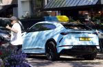 Amsterdam 8 september 2021
Steven Bergwijn met zijn vriendin Sem Smit op de cornelis schuytstraat. Steven rijdt in een Lamborghini Urus.