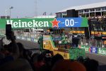 Zandvoort 5 september 2021
Dj Tiesto treedt op na de GP van Nederland . De wagen waar jij opstaat is ontworpen / kunstuk van Joseph Klibansky