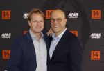 Leusden 25 september 2021
Premiere Nummer 14 ( Johan Cruijff ) in het AFAS Theater. Tony Neef met partner
