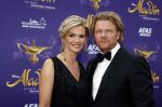 Scheveningen 26 september 2021
Premiere Aladdin in het circustheater. Bastiaan ragas en zijn vrouw Tooske met hun kinderen