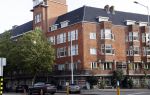 Amstetdam 1 en 2 oktober 2021
Victor Reinier heeft meerdere appartementen in Amsterdam . In 1 daarvan woont zijn zoon