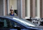 Amsterdam 4 en 8 oktober 2021
Victor Reinier bij zijn huis in Amsterdam zuid.