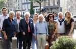 Amsterdam 6 september 2021
Willibrord Frequin viert zijn 80e verjaardag  met zijn kinderen vrouw en beste vrienden op een boot op de grachten van Amsterdam. Zijn kinderen Barbara Rebecca Louis . Willibrord zijn broer Aad Ouborg Fons de Poel en Guido Maas