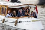 Amsterdam 6 september 2021
Willibrord Frequin viert zijn 80e verjaardag  met zijn kinderen vrouw en beste vrienden op een boot op de grachten van Amsterdam. Zijn kinderen Barbara Rebecca Louis . Willibrord zijn broer Aad Ouborg Fons de Poel en Guido Maas