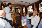 Amsterdam 6 september 2021
Willibrord Frequin viert zijn 80e verjaardag  met zijn kinderen vrouw en beste vrienden op een boot op de grachten van Amsterdam. Zijn kinderen Barbara Rebecca Louis . Willibrord zijn broer Aad Ouborg Fons de Poel en Guido Maas