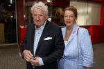 Hoofddorp 19 september 2021
Premiere van Barrie Stevens in de schouwburg van Hoofddorp. Willibrord Frequin kwam met zijn  vrouw