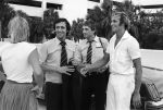 Miami, 5 Juni 1981
Jan v Beveren samen met Petra v Beveren  bij Vliegveld Miami met o.a. Huub Stevens Ton v Schijndel Carel v d Brekel Willy v d Kuijlen Adrie v Kraaij Drs. A. Groeneveld