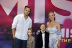Amsterdam 30 september 2022
Premiere Misfit in Pathe arena.
De cast bestond oa uit Bettina Holwerda, Timor Steffens Senna Ramos Duncan Tromp Stefania Nienke v Dijk Anique Dreamon Kes v d Broek Ricky Naingolan Roosmarijn Wind Felice Poppeliers en Kimberley Agyarko