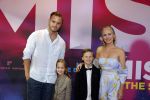 Amsterdam 30 september 2022
Premiere Misfit in Pathe arena.
De cast bestond oa uit Bettina Holwerda, Timor Steffens Senna Ramos Duncan Tromp Stefania Nienke v Dijk Anique Dreamon Kes v d Broek Ricky Naingolan Roosmarijn Wind Felice Poppeliers en Kimberley Agyarko