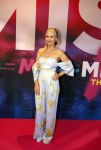 Amsterdam 30 september 2022
Premiere Misfit in Pathe arena.
De cast bestond oa uit Bettina Holwerda, Timor Steffens Senna Ramos Duncan Tromp Stefania Nienke v Dijk Anique Dreamon Kes v d Broek Ricky Naingolan Roosmarijn Wind Felice Poppeliers en Kimberley Agyarko